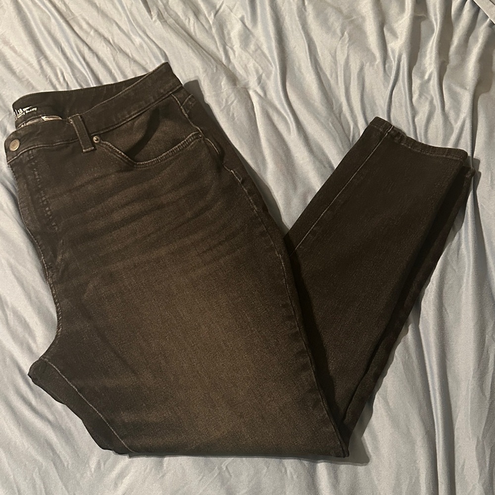 Time and Tru Black High Rise Curvy Skinny Jeans
